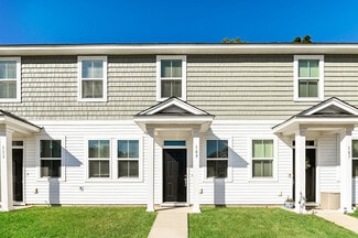 109 Morning Line Dr, Moncks Corner, SC 29461