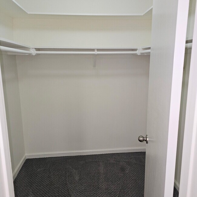 10527 Palms Blvd unit 304, Los Angeles, CA 90034 - photo 6