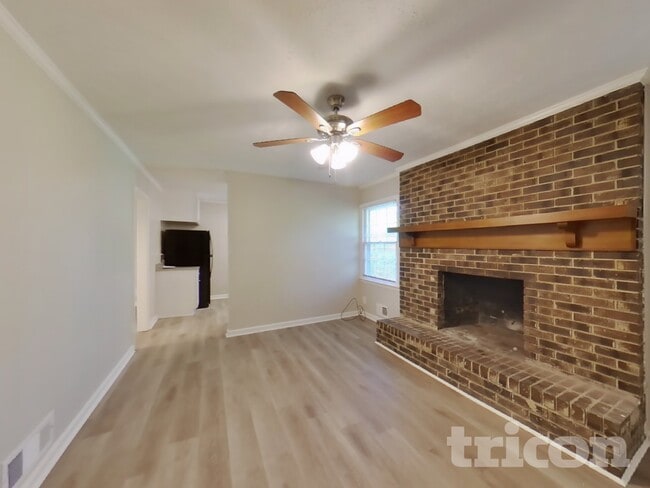 199 Kings Ct NW, Lawrenceville, GA 30044 - photo 5