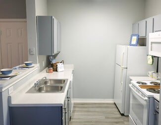 1224 E Hickory St, Denton, TX 76205