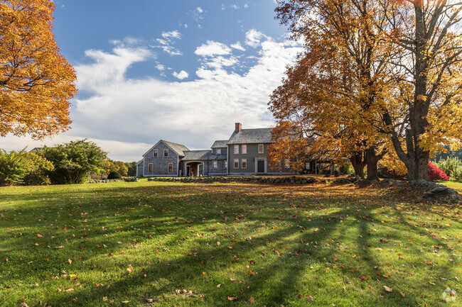 Enjoy the views of beautiful homes and green pastures on your drives in Harvard.