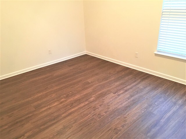 4622 Glendas Meadow Dr, Jacksonville, FL 32210 - photo 6