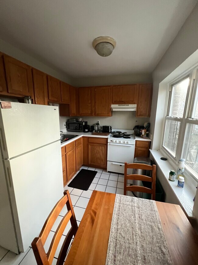 77 Chiswick Rd unit 1, Brighton, MA 02135 - photo 3