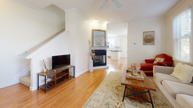 319 W 2nd Ave unit 319, Columbus, OH 43201 - photo 3