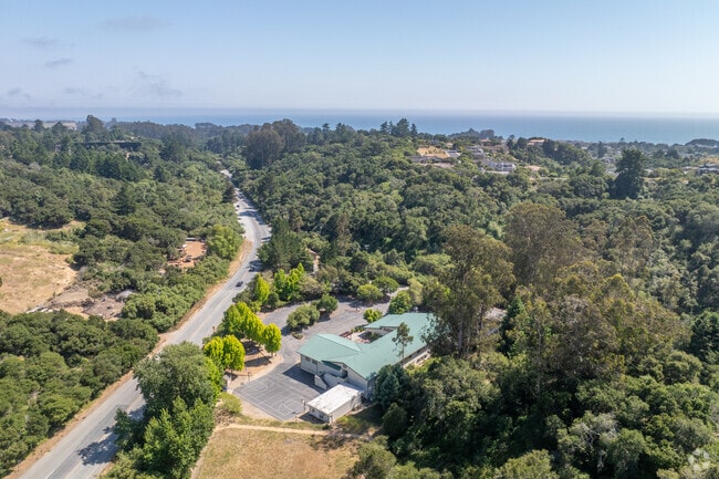 Aptos Academy offers innovative learning experiences.