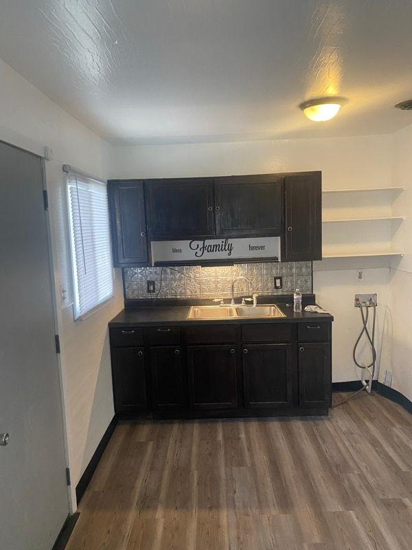 5129 E 10th Ave, Gary, IN 46403