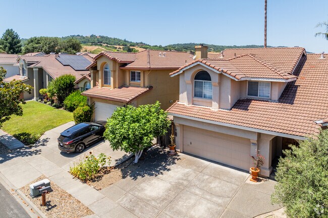 Springwood Estates is sprinkled here and there with Mediterranean style homes.