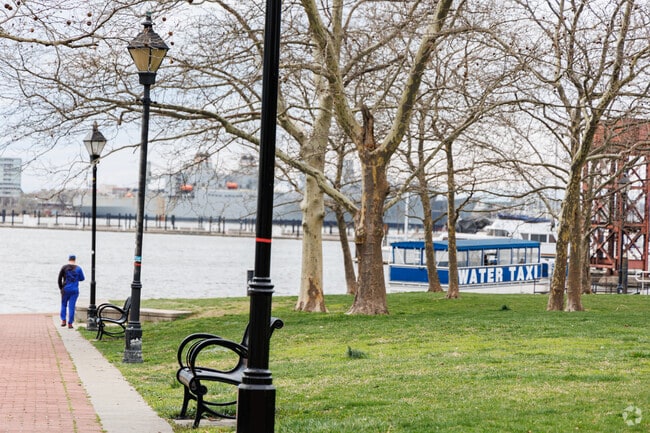 Public transportation options in Brewer's Hill include the Water Taxi at Canton Park.