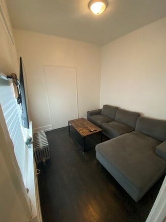 122 Wayne St Unit 3, Syracuse, NY 13203