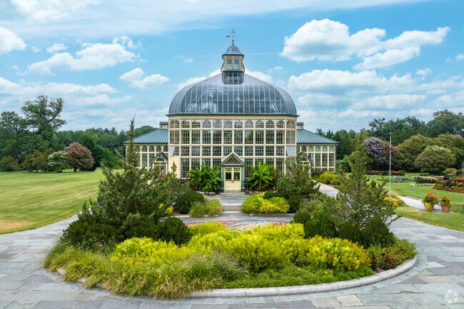 Enjoy Druid Hill Park, just minutes from Easterwood’s vibrant neighborhood.