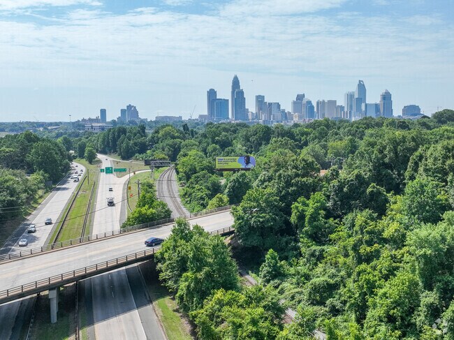 All Charlotte interstates are easily accessible from Todd Park.