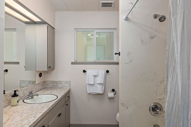 2087 Upper River Rd, Grants Pass, OR 97526 - photo 6