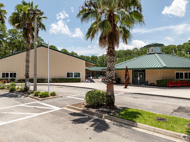 The Foundation Academy maintains a 11:1 student to teacher ratio.