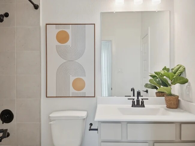 11404 Lucky Falls Dr, Houston, TX 77047 - photo 7