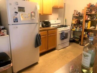 225 Summer St Unit 223-3R, Somerville, MA 02143