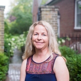 Holly Anderson