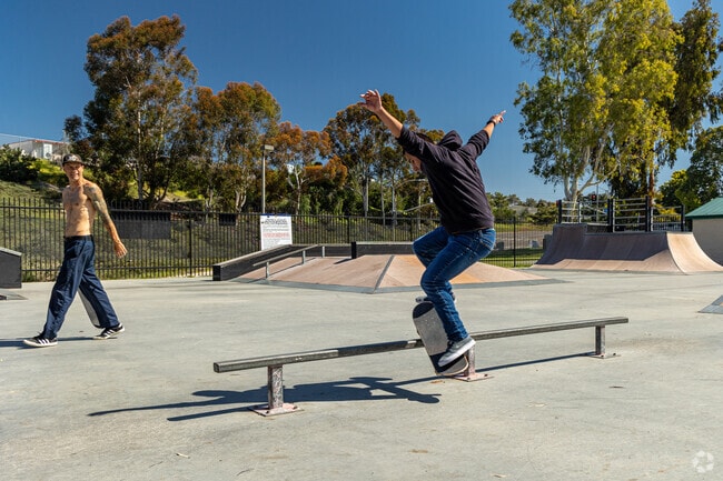 Paradise Hill's Skate Park is a well appointed skate park popular with locals.