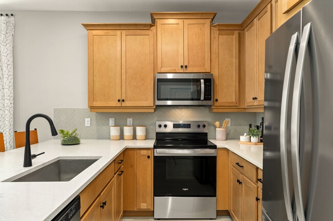 9928 Red Canoe Aly, Orlando, FL 32832 - photo 7