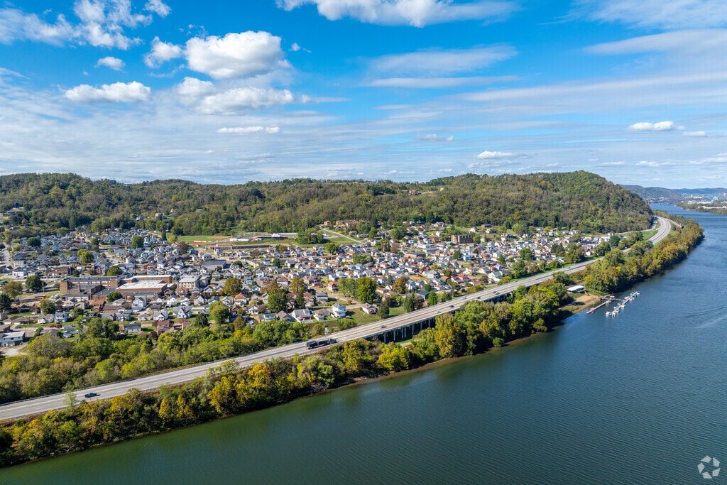 Homes near the Ohio River offer scenic views in Shadyside.