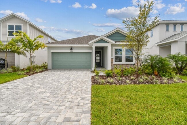 10648 Crescent Creek Crossing, Parrish, FL 34219 - photo 2