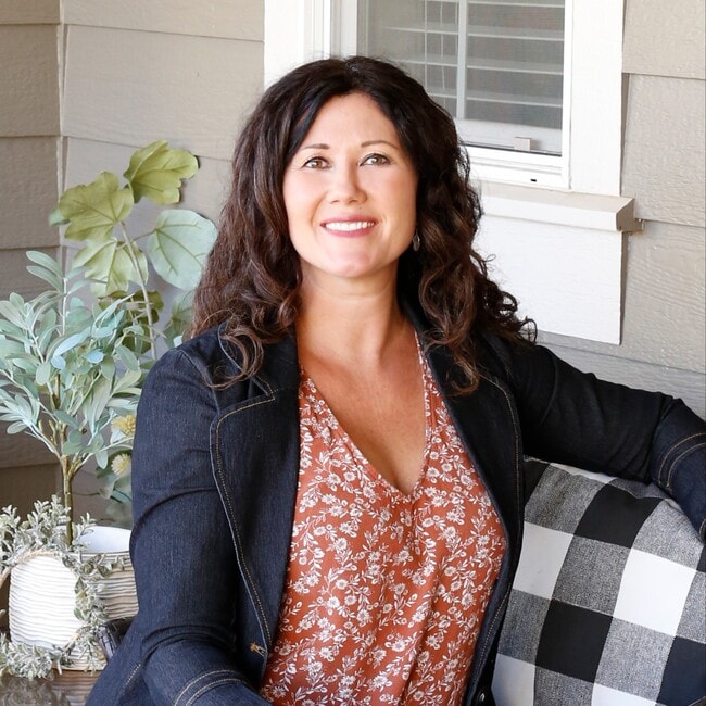 Jacqueline SwinDell-Hurst