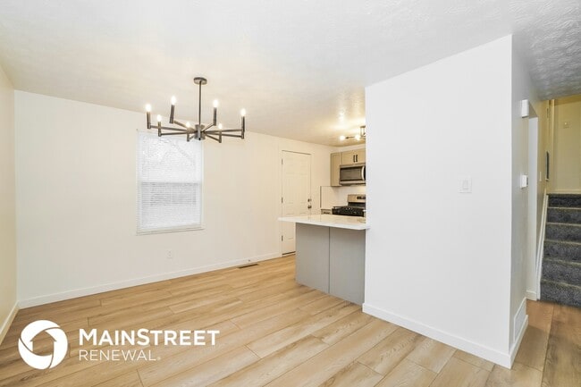 5411 Baynard Dr, Columbus, OH 43232 - photo 5