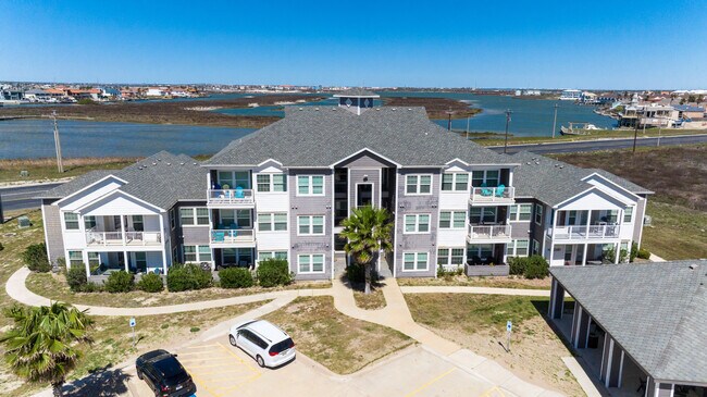 14802 Whitecap Blvd unit 205, Corpus Christi, TX 78418 - photo 6