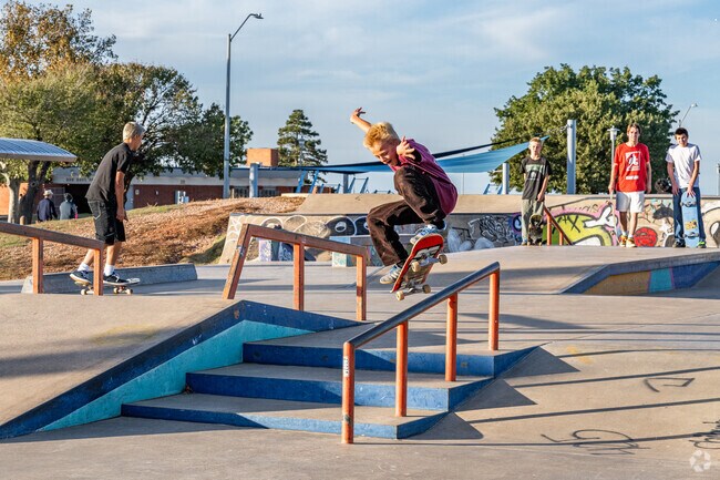 Stars and Stripes Park, near Walnut Creek, features a skate park and playground.