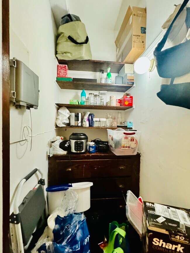 447 Centre St unit 302, Newton, MA 02458 - photo 3