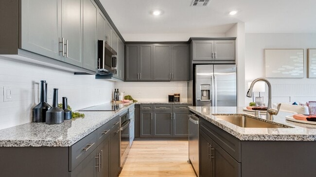 2783 E Amberley Privado, Ontario, CA 91762 - photo 3