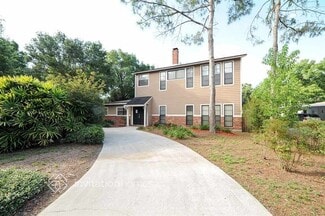 405 Park Ridge Ave, Temple Terrace, FL 33617