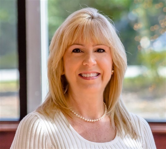 Michele M Murdock