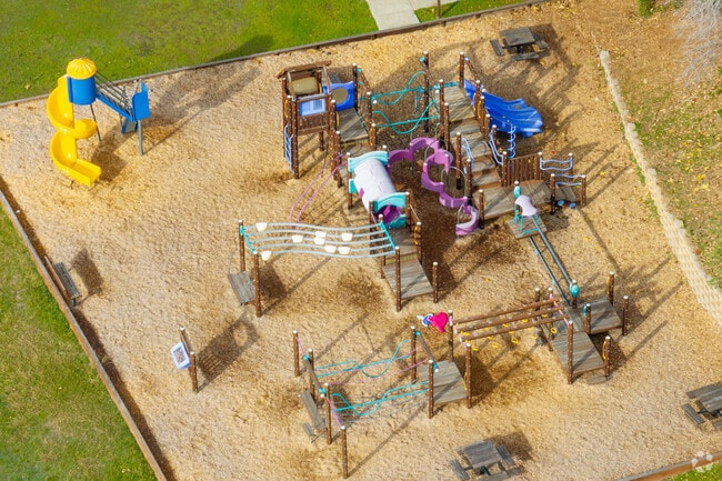 El Dorado Adventist Schoo serves students in grades K-12.