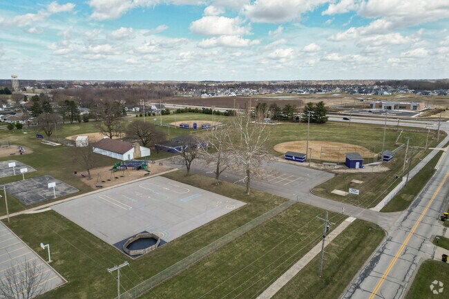 Huntertown Elementary - 7