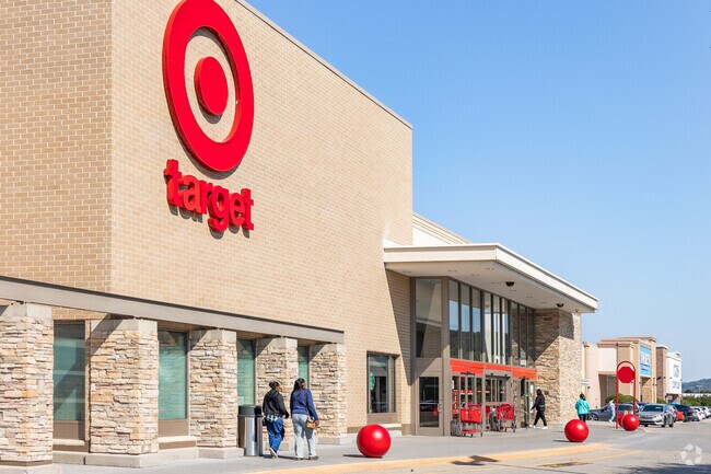 Alice Bell  has a booming commercial center in the northeast corner of the neighborhood.