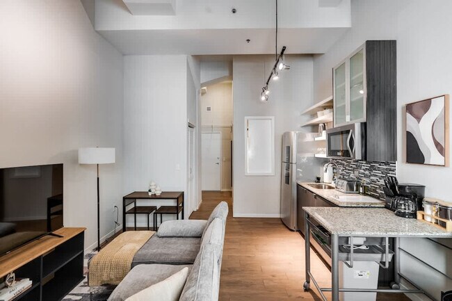 309 Vine St unit ID1292416P, Cincinnati, OH 45202 - photo 3