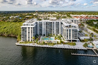 630 E Woolbright Rd, Boynton Beach, FL 33435