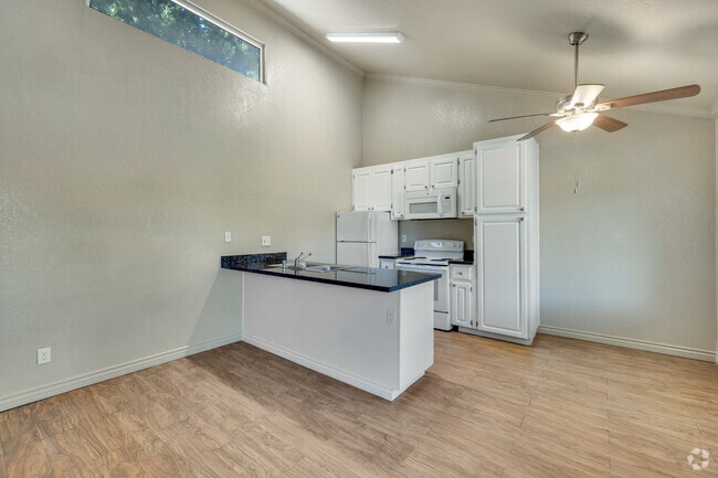 SORRENTO, Stockton, CA 95207 - photo 6