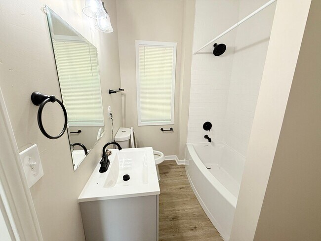 3475 Crane St, Detroit, MI 48214 - photo 5