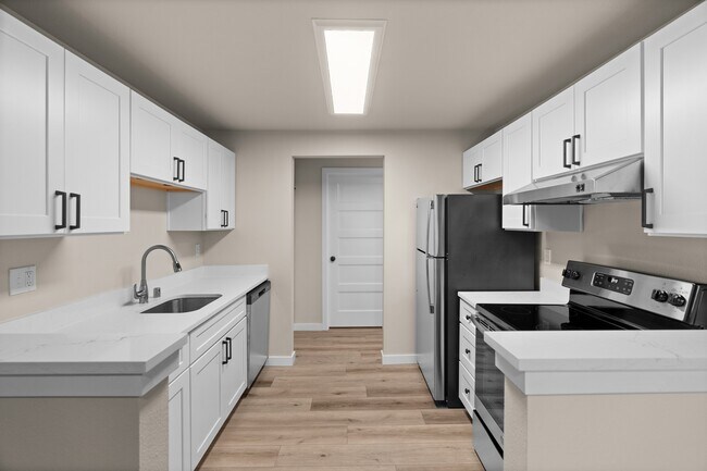 Boardwalk at University Place, University Place, WA 98467 - photo 4