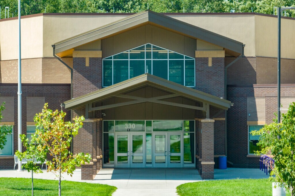 Columbian Elementary School serves students in PK through K-6.