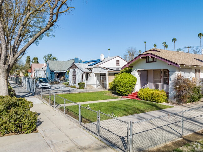 Downtown Fresno features many homes built in the early to mid part of the last century.