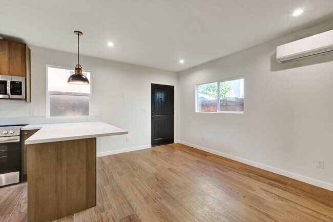 1106 5th Ave unit 3, Los Angeles, CA 90019 - photo 6