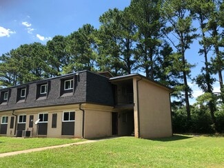 102 Winchester Rd NW, Huntsville, AL 35810