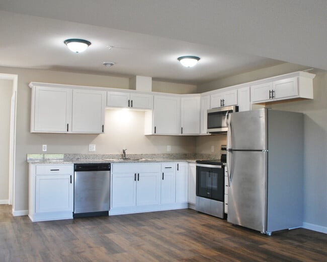 Brecken Place 2nd Addition, Belle Plaine, MN 56011 - photo 2