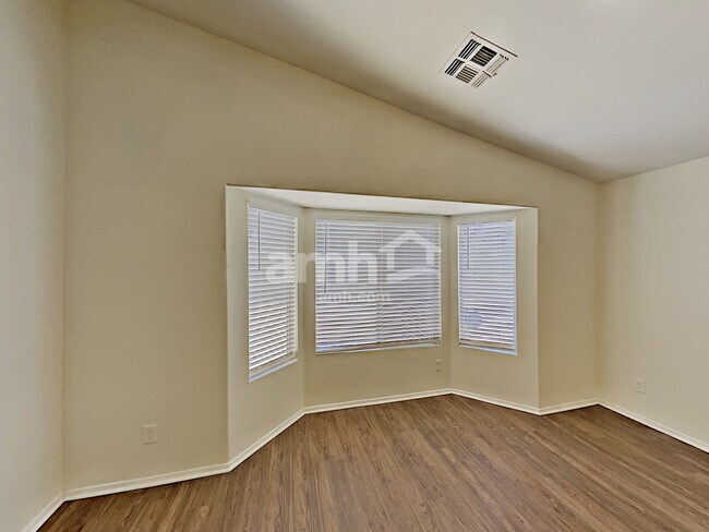 7547 W Vermont Ave, Glendale, AZ 85303 - photo 6