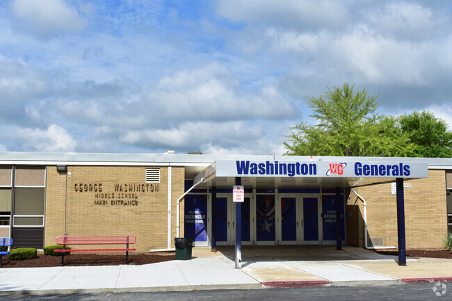 Washington middle store school