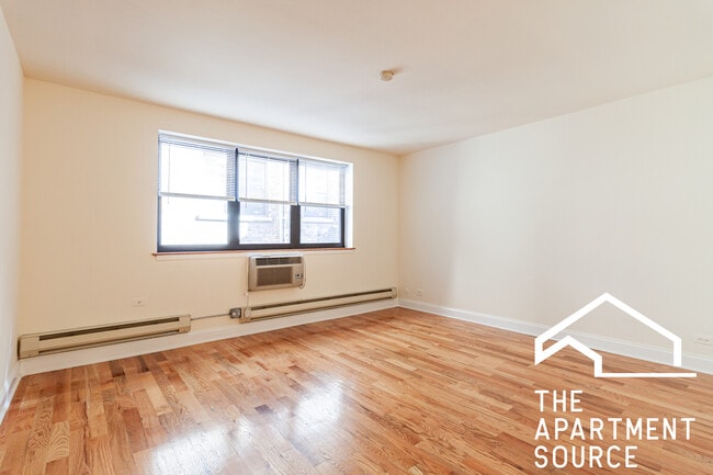 665 W Wrightwood Ave unit 412, Chicago, IL 60614 - photo 3