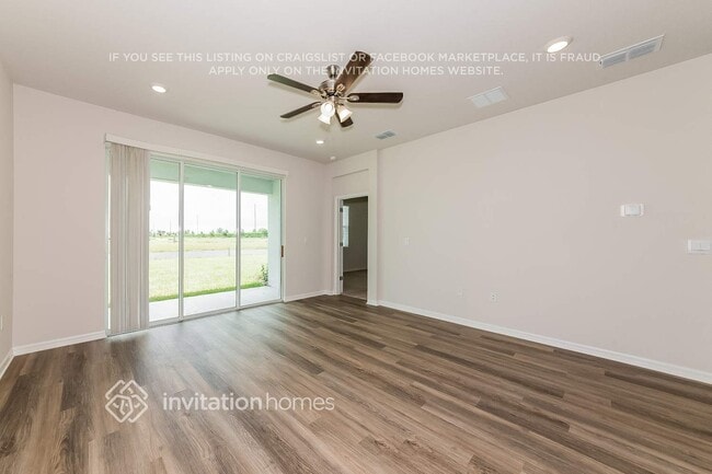 18137 Cropside Trail, Bradenton, FL 34211 - photo 4