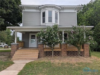 201 E Spring St Unit Lower, Fayette, OH 43521